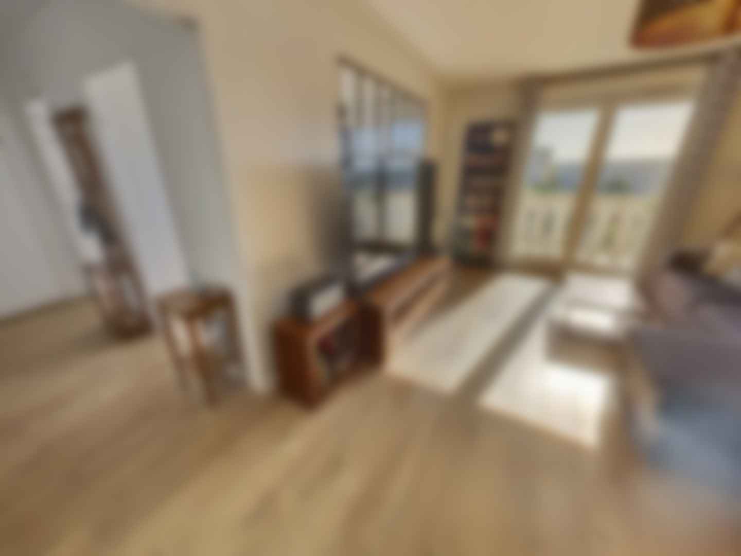 loading blurry tour image