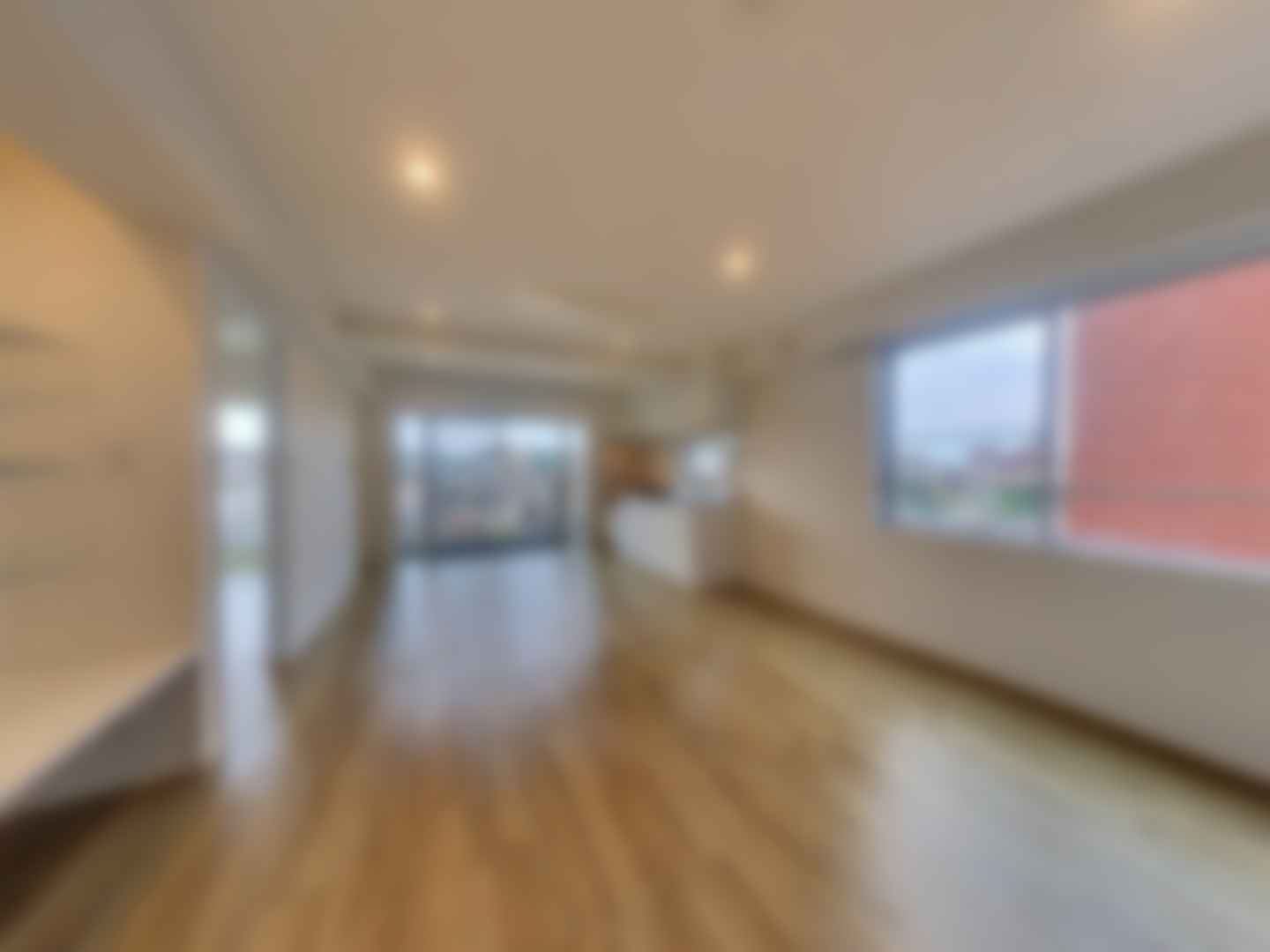 loading blurry tour image