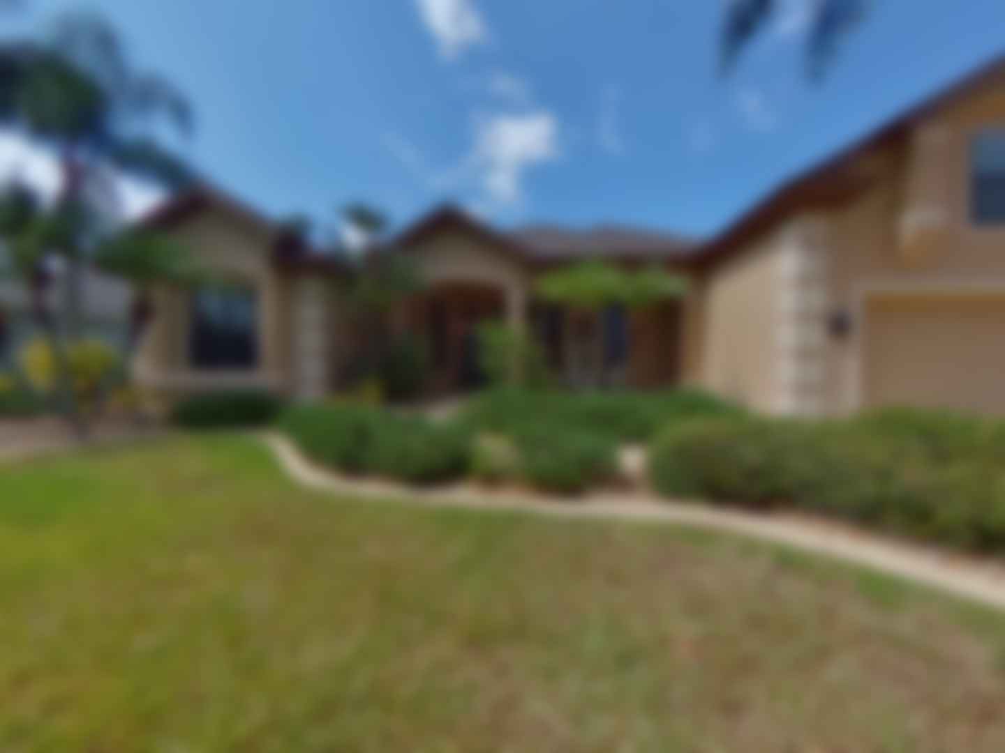 loading blurry tour image