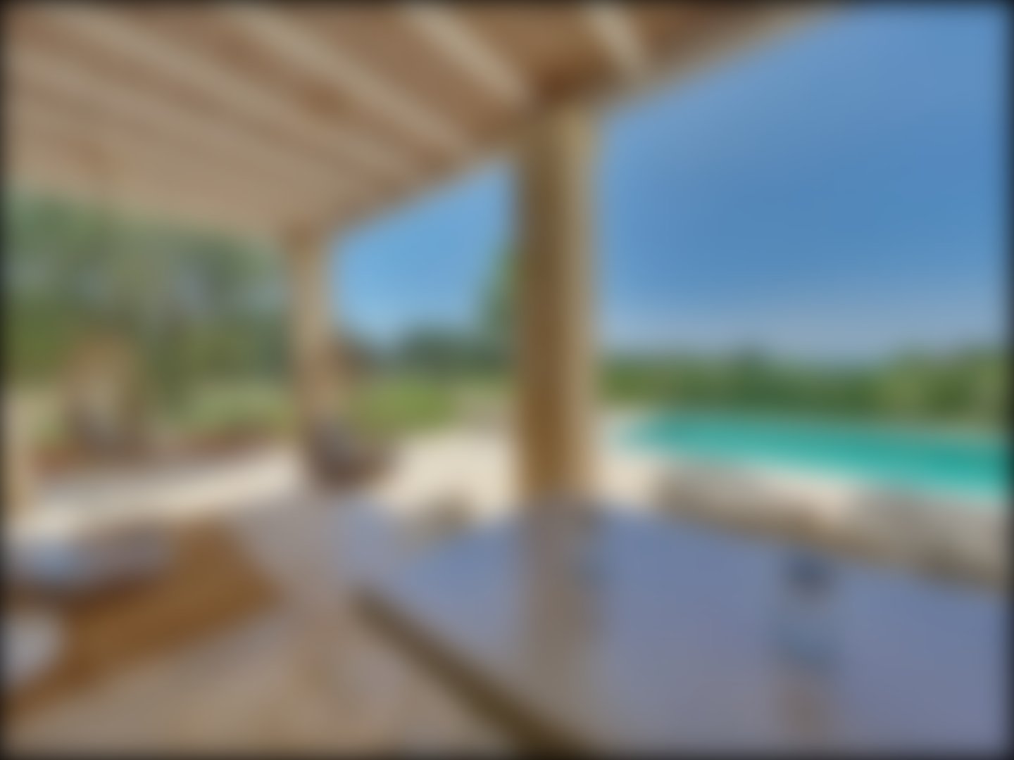 loading blurry tour image