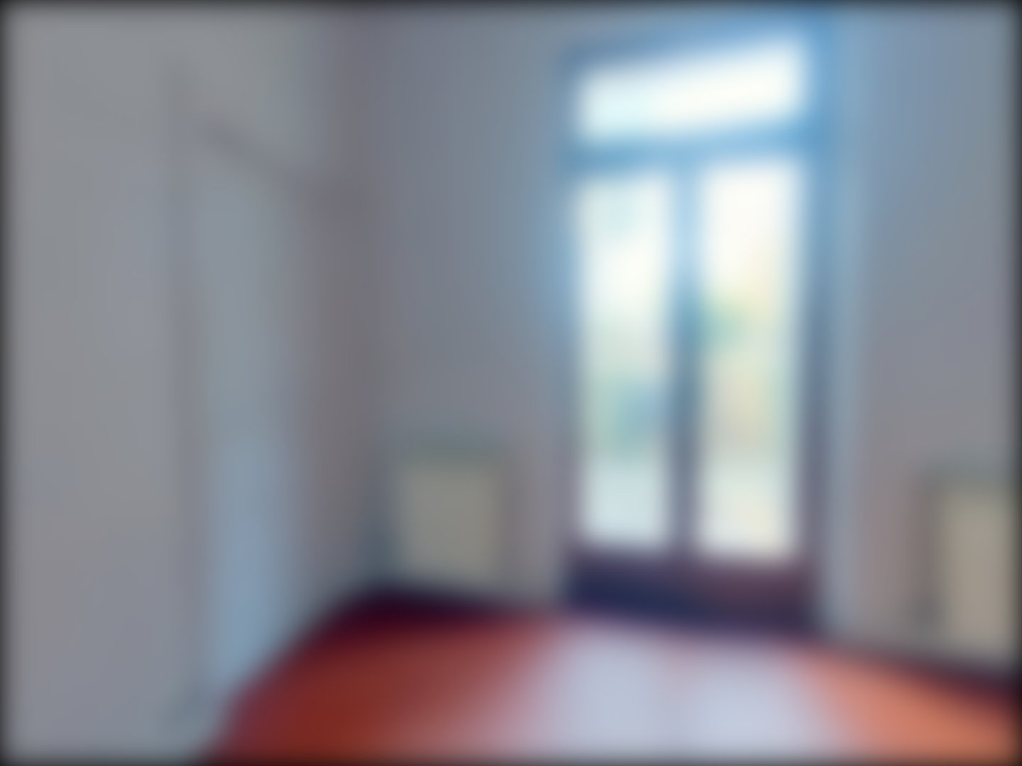 loading blurry tour image