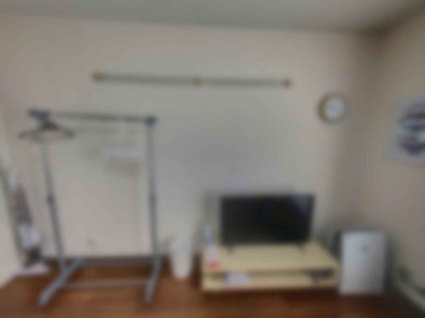 loading blurry tour image