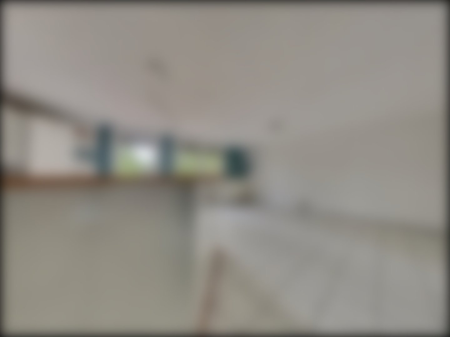 loading blurry tour image