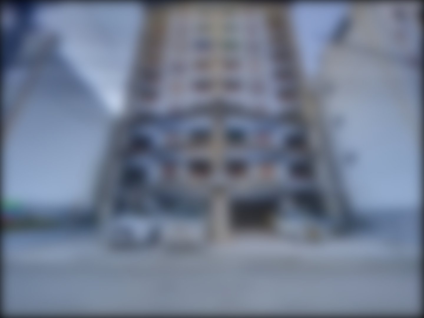 loading blurry tour image