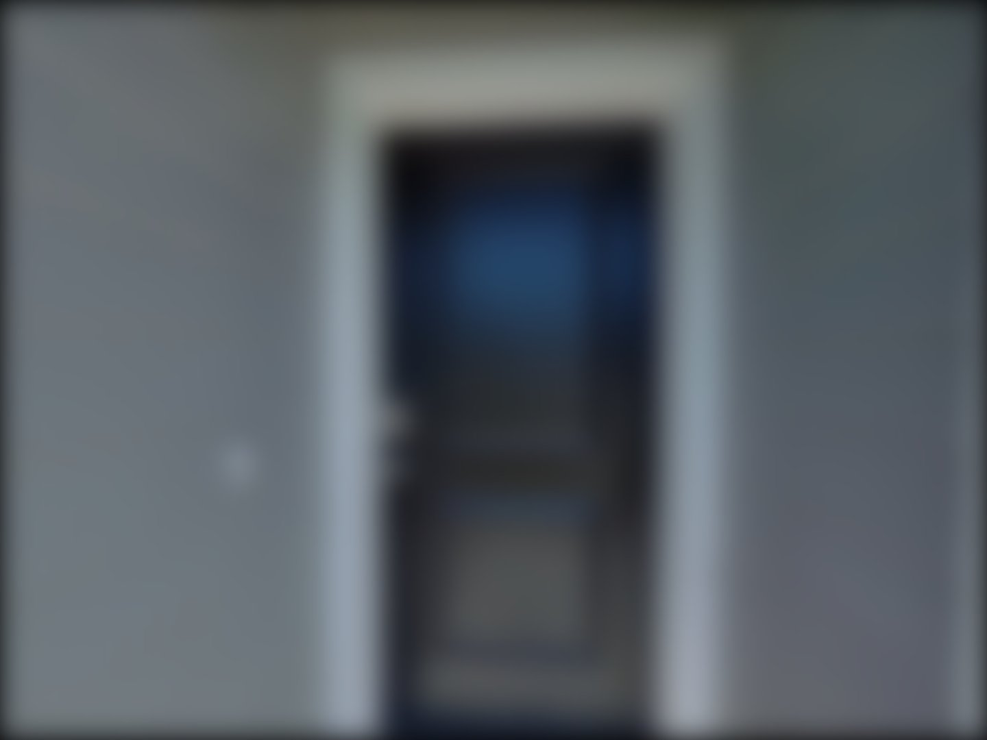 loading blurry tour image