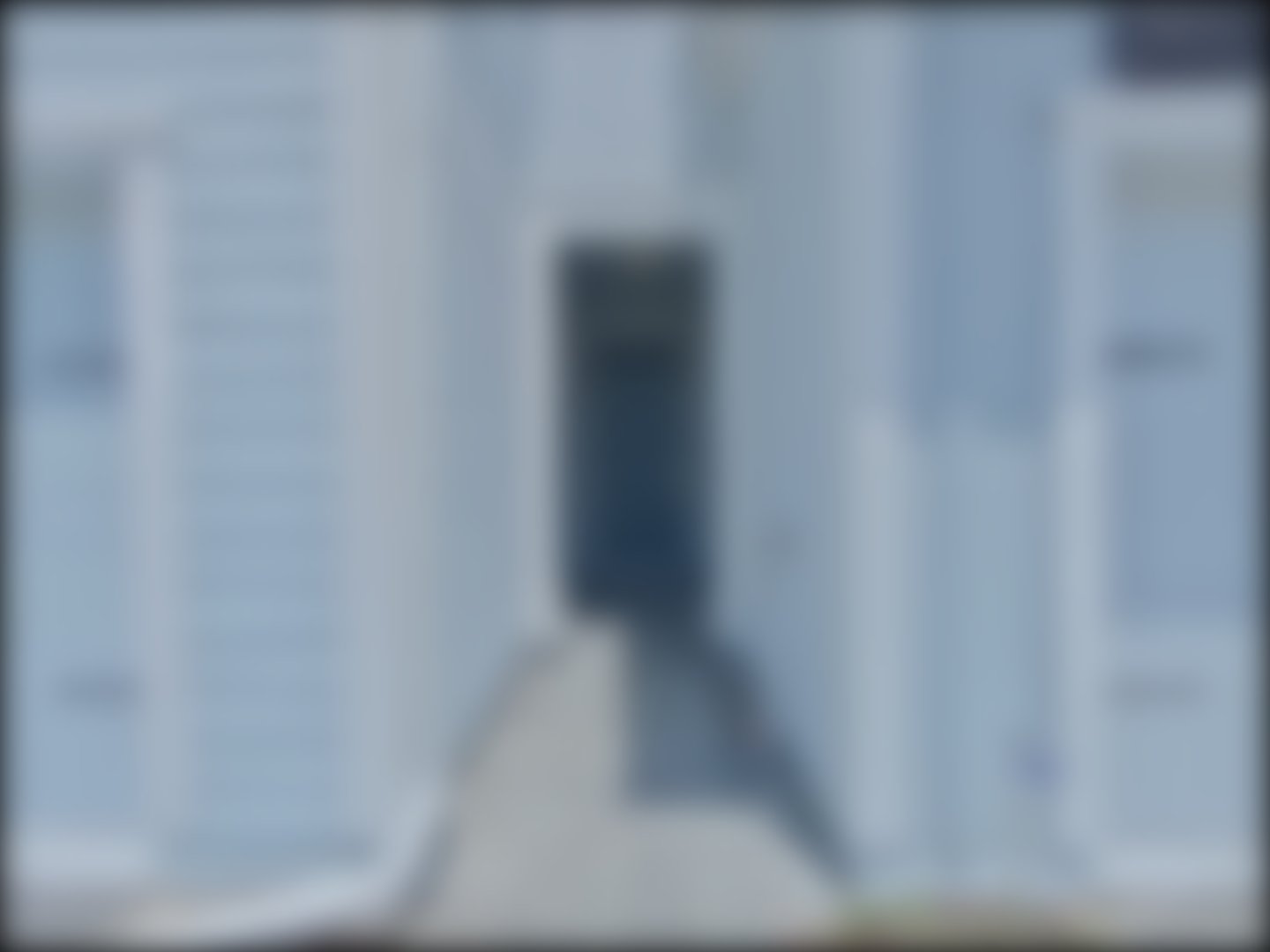 loading blurry tour image