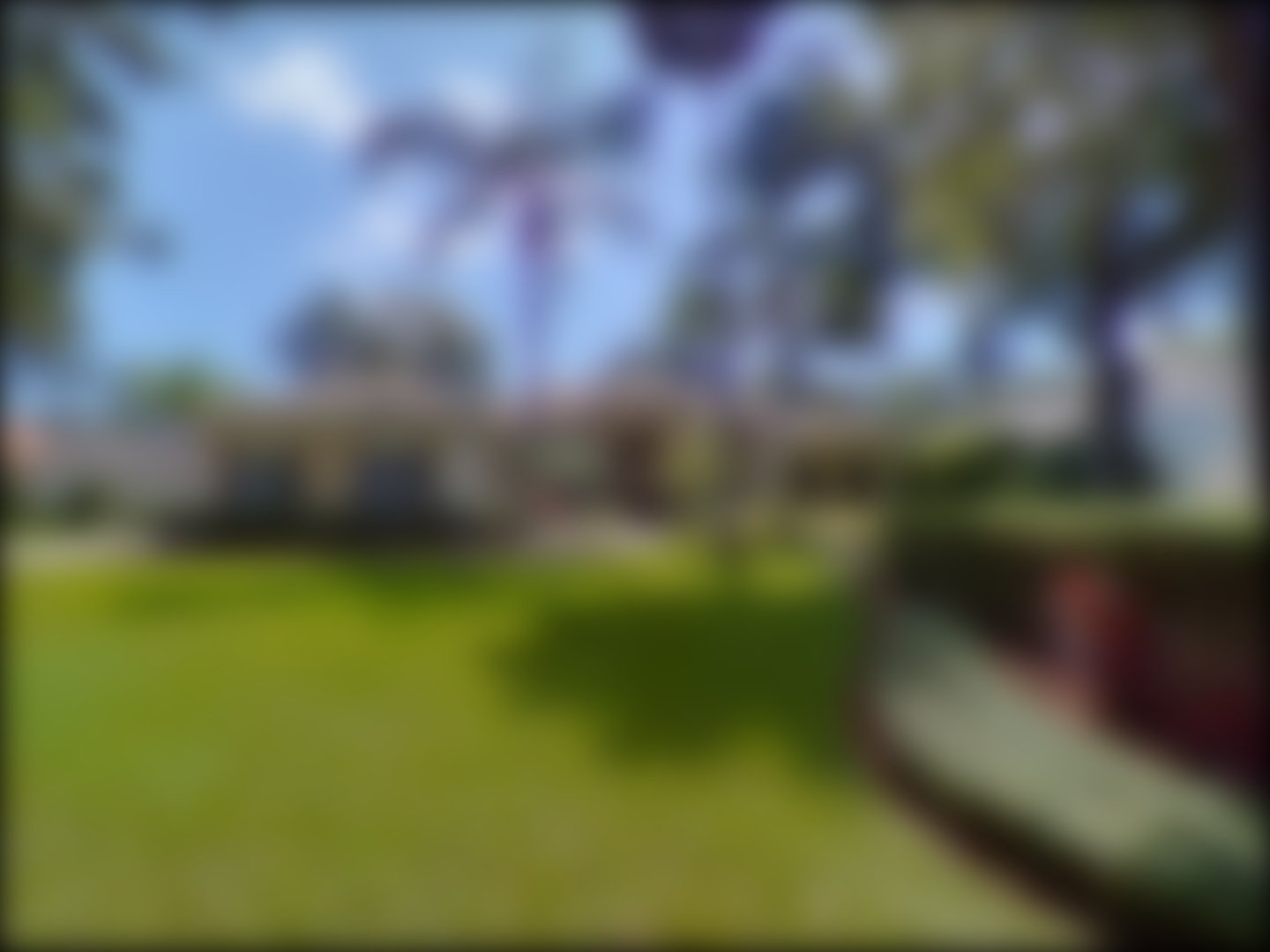 loading blurry tour image