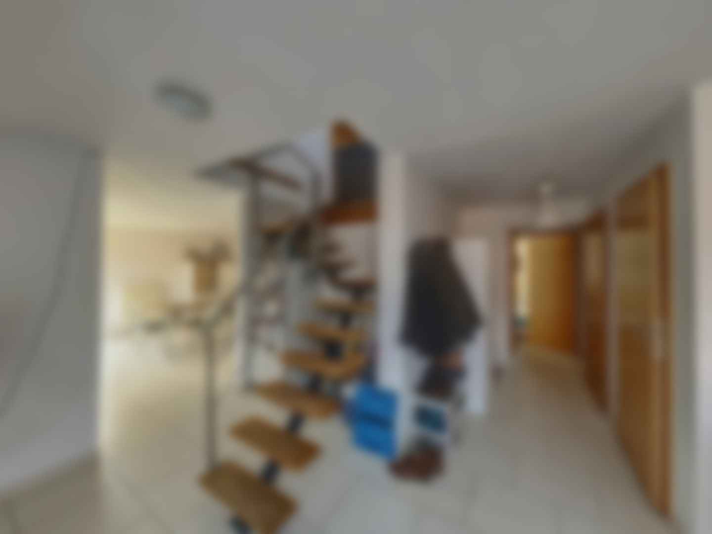 loading blurry tour image