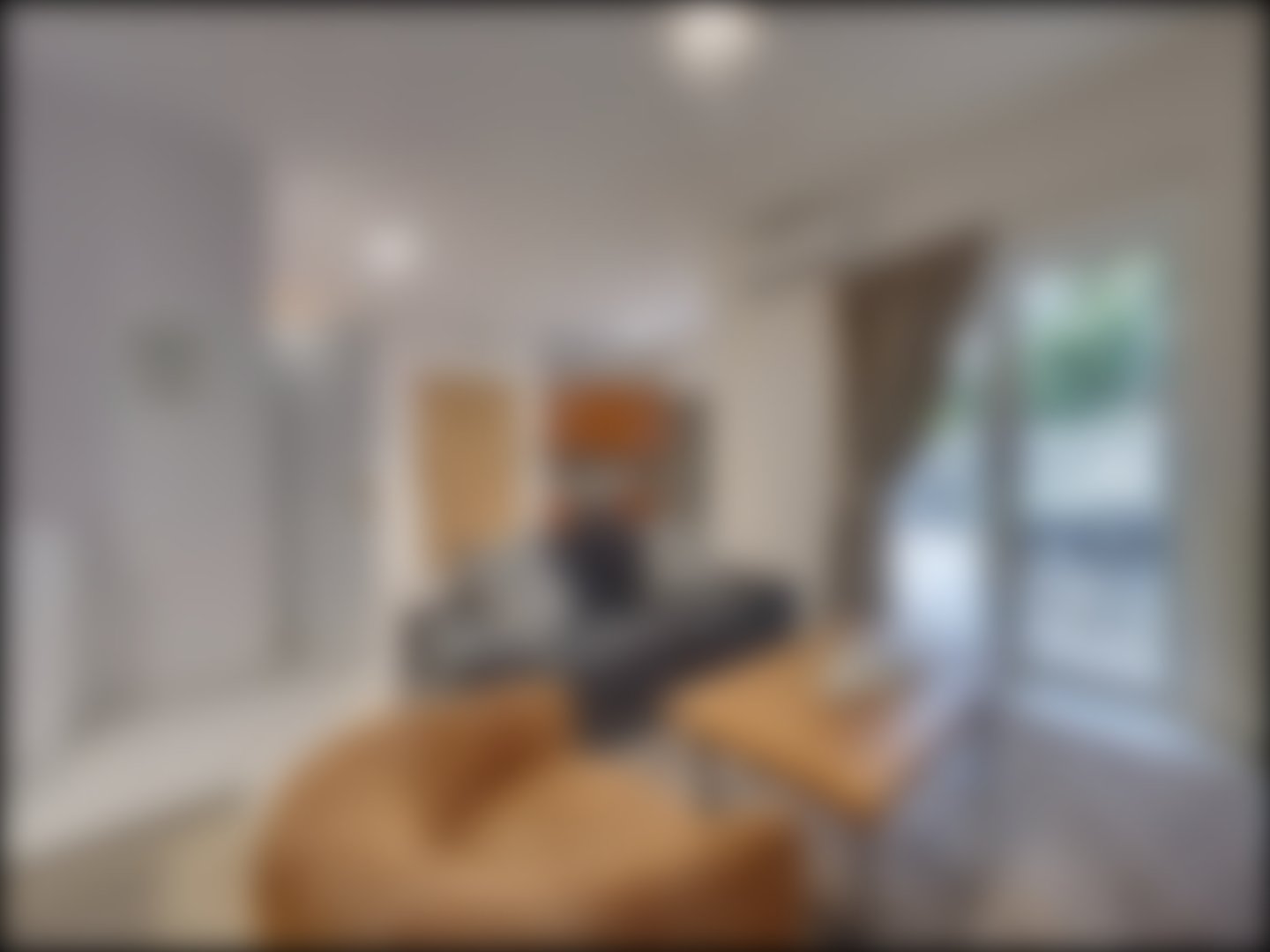 loading blurry tour image