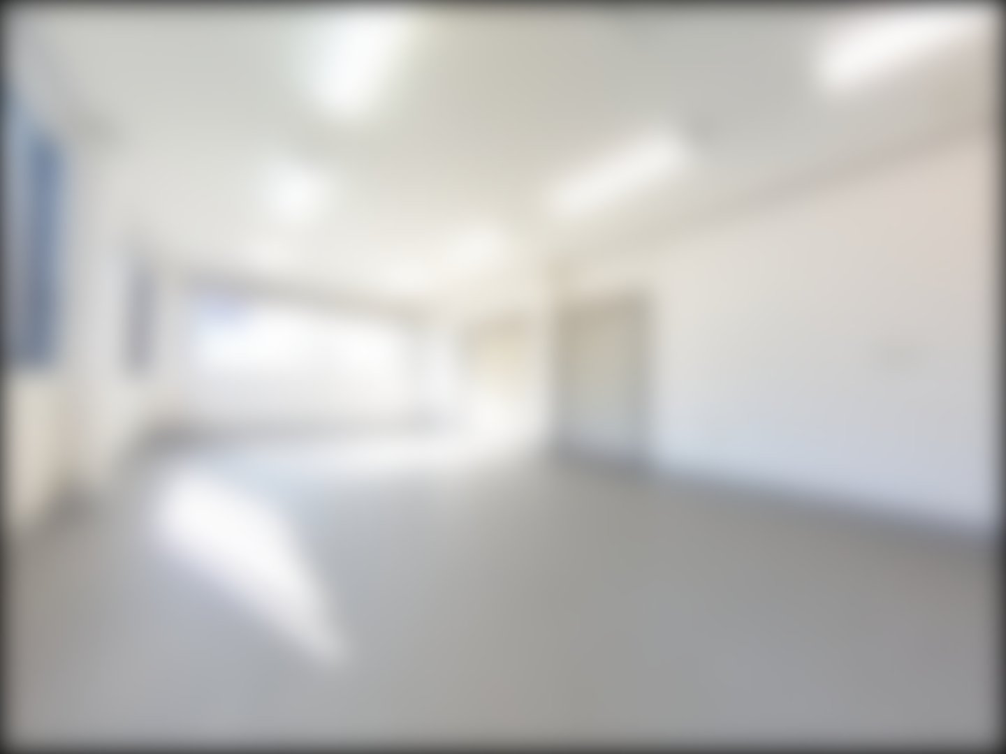 loading blurry tour image