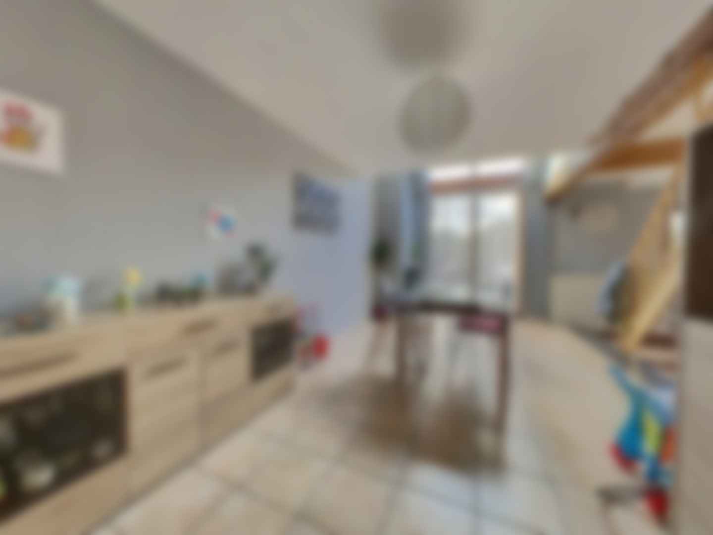 loading blurry tour image