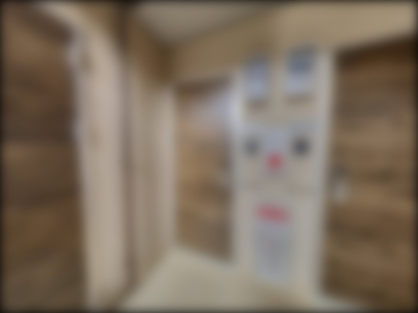 loading blurry tour image