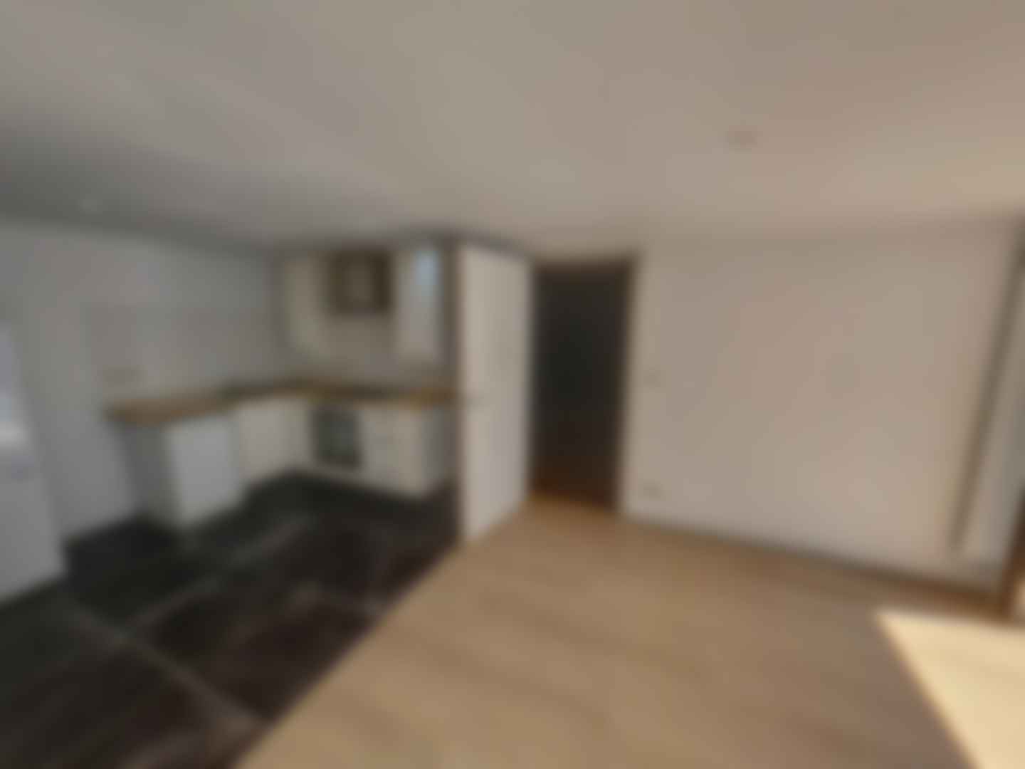 loading blurry tour image