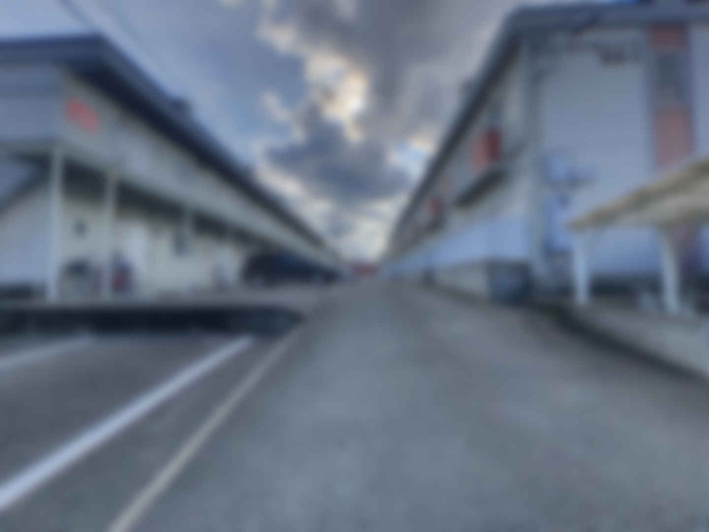 loading blurry tour image