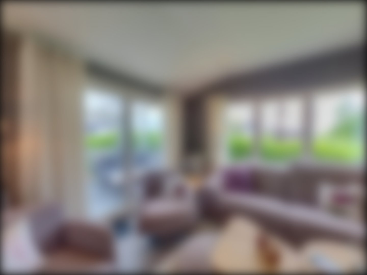 loading blurry tour image