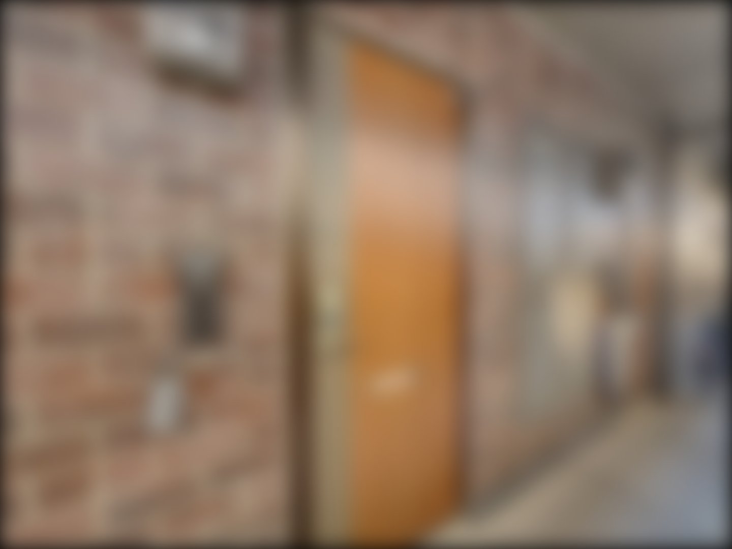 loading blurry tour image