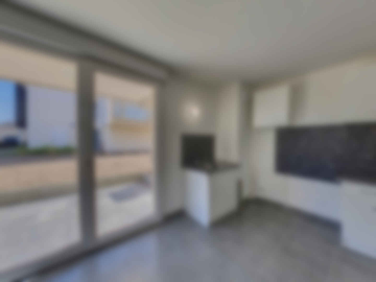 loading blurry tour image