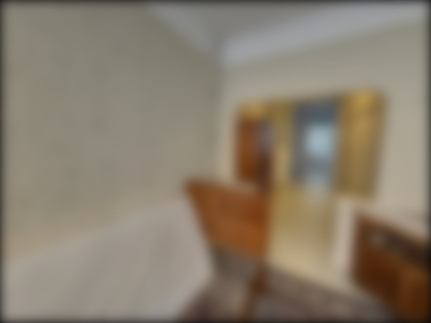 loading blurry tour image