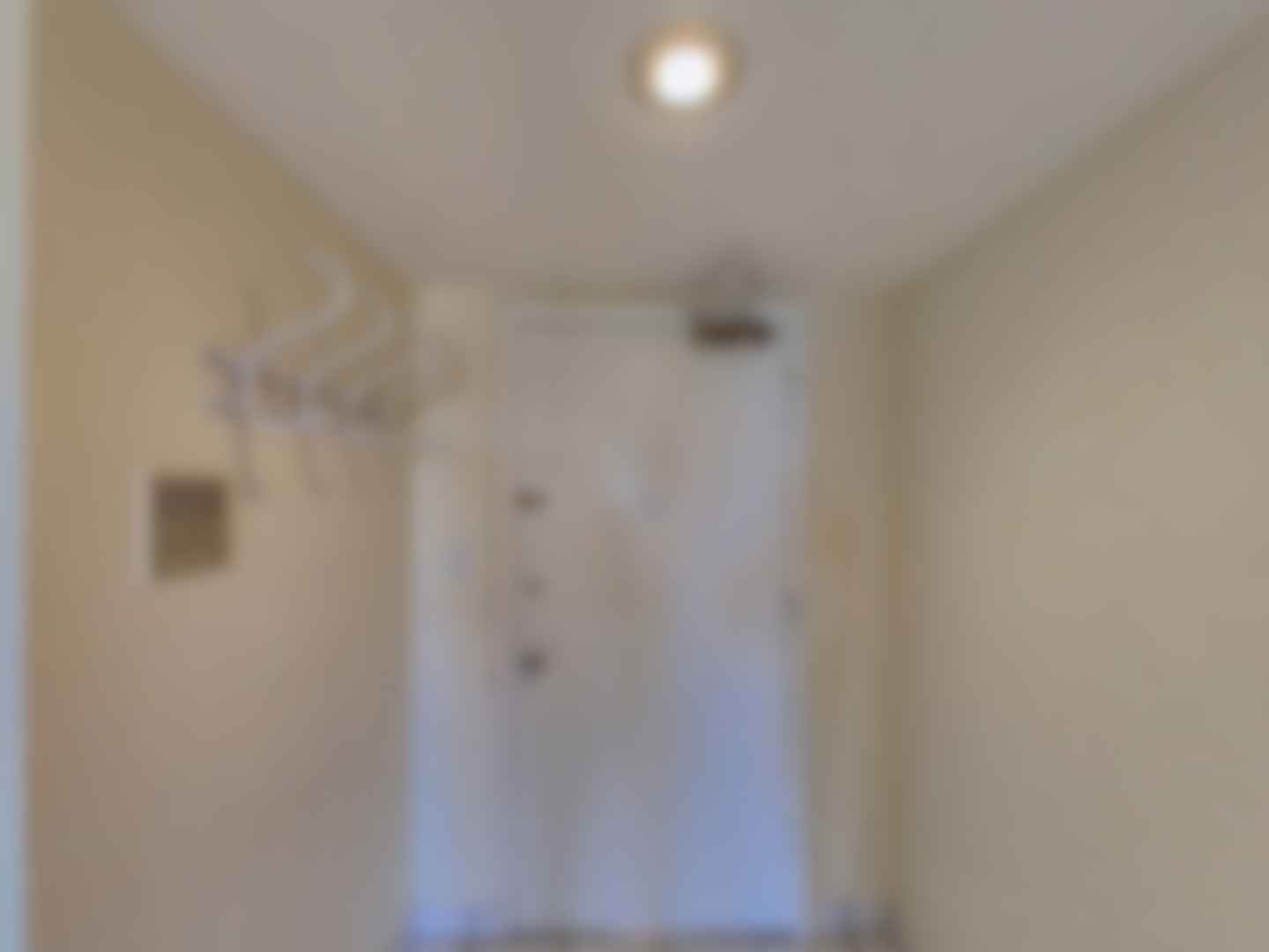 loading blurry tour image