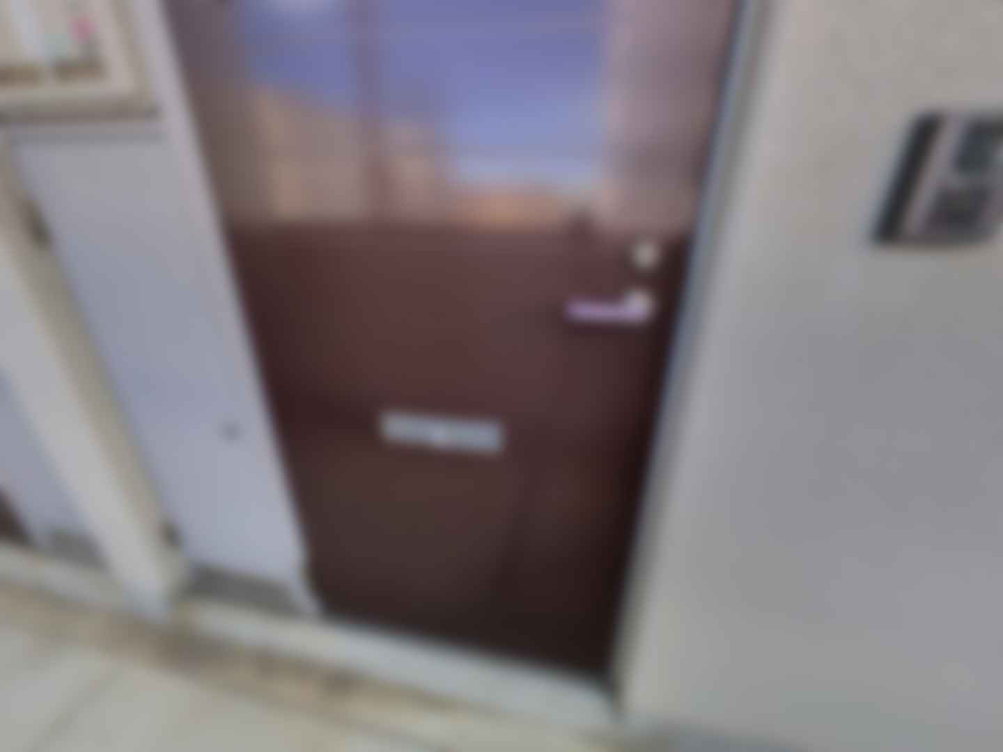 loading blurry tour image