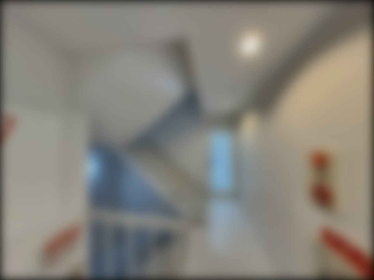 loading blurry tour image