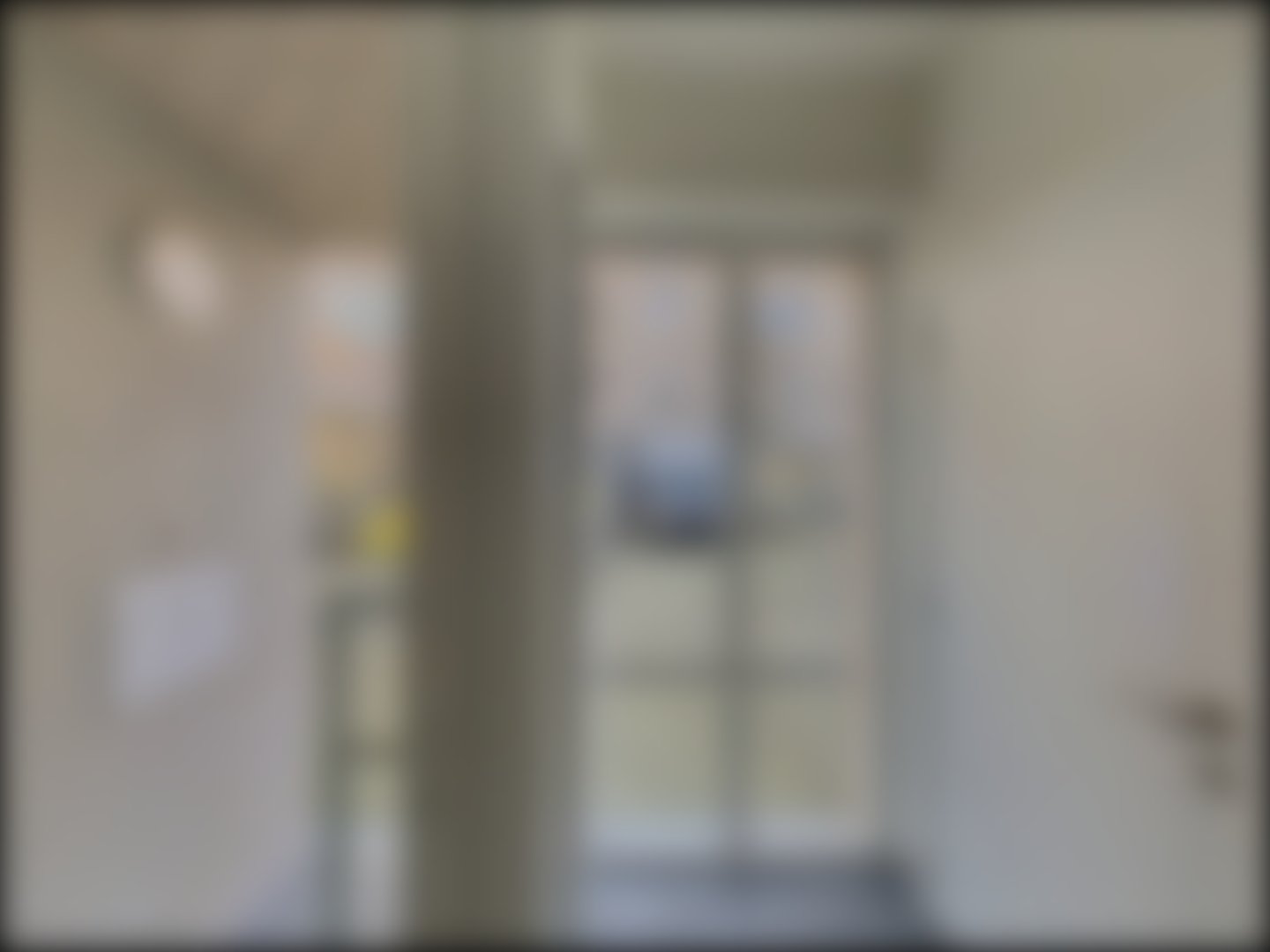 loading blurry tour image