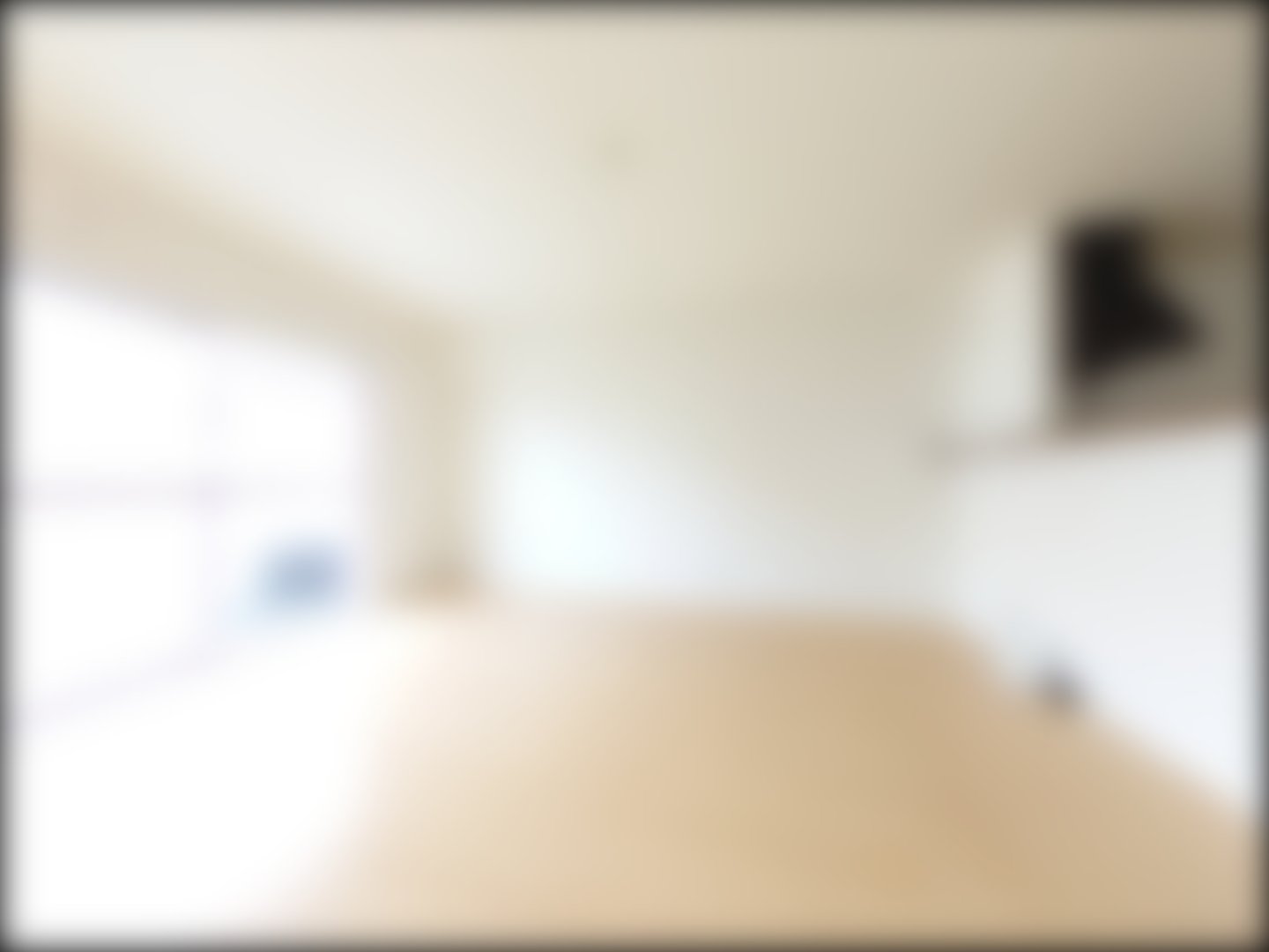 loading blurry tour image