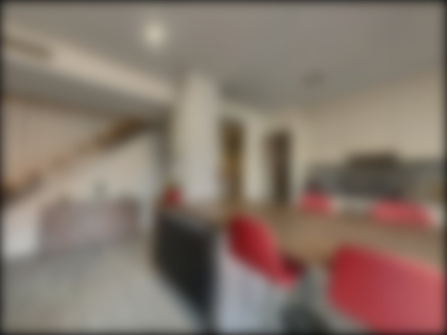 loading blurry tour image