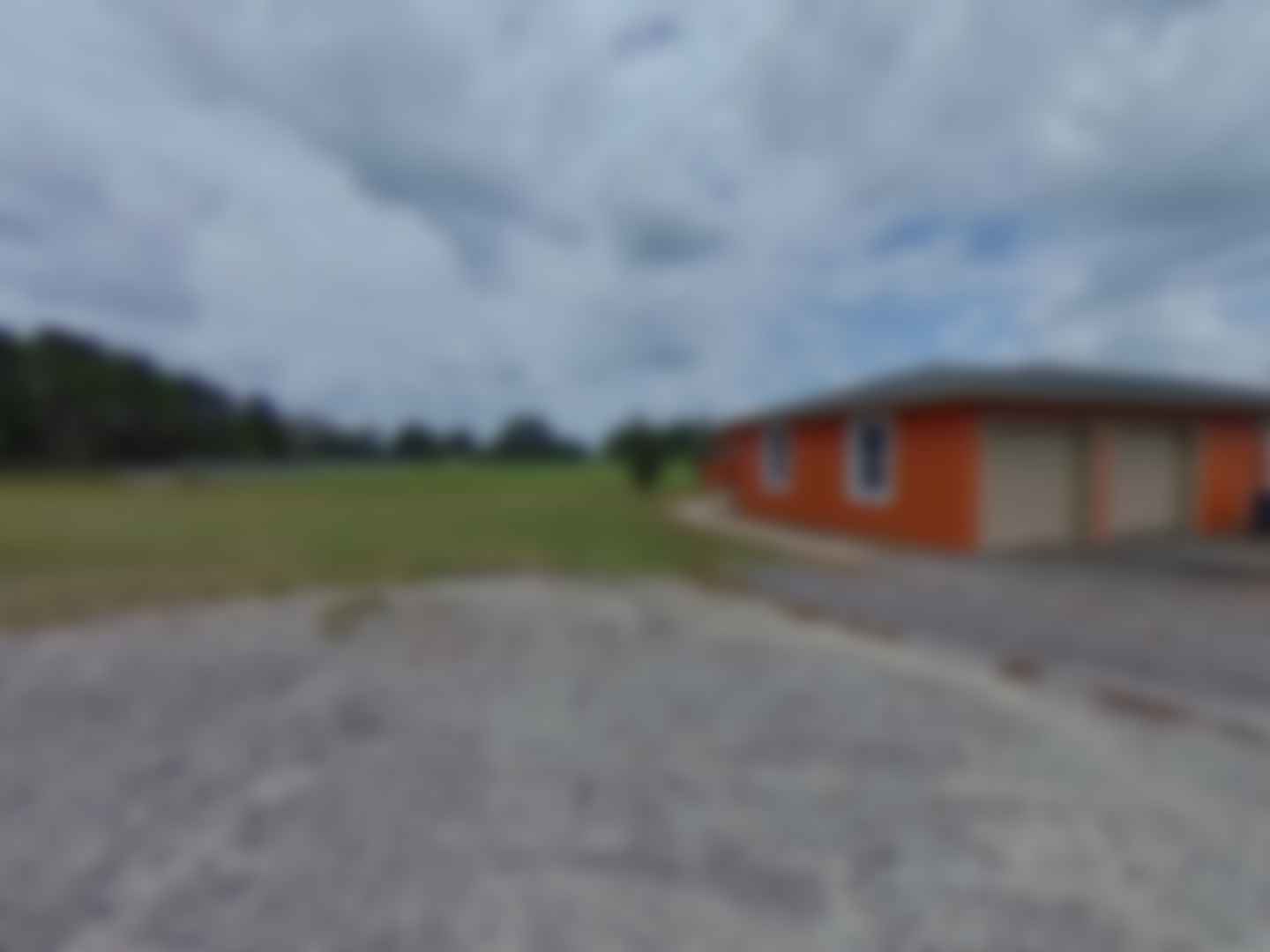 loading blurry tour image