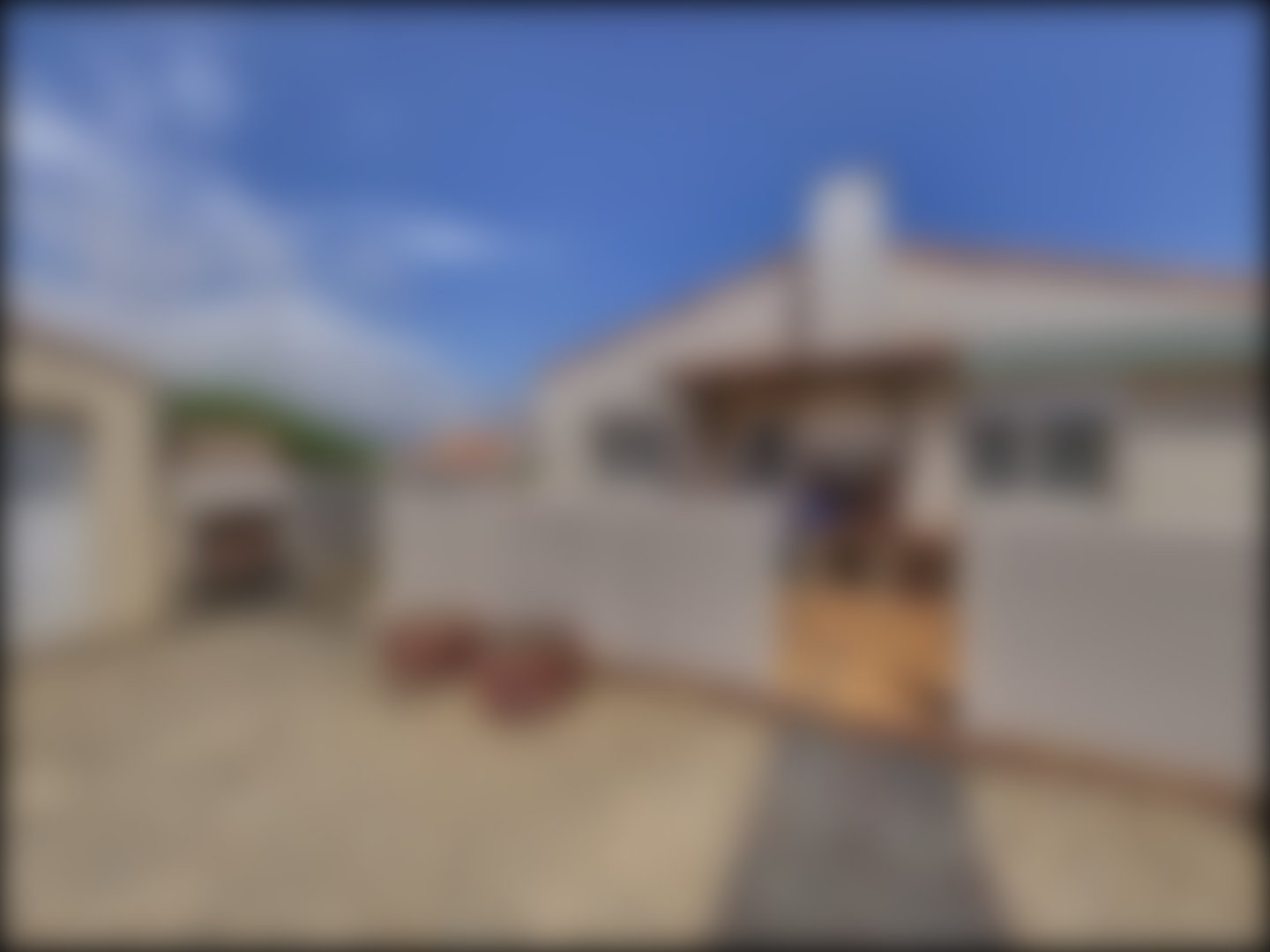 loading blurry tour image