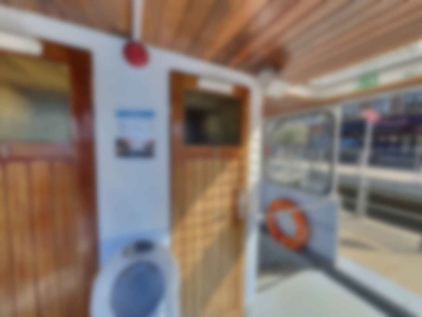 loading blurry tour image