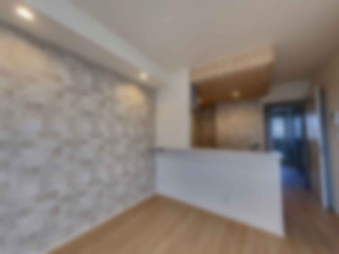 loading blurry tour image