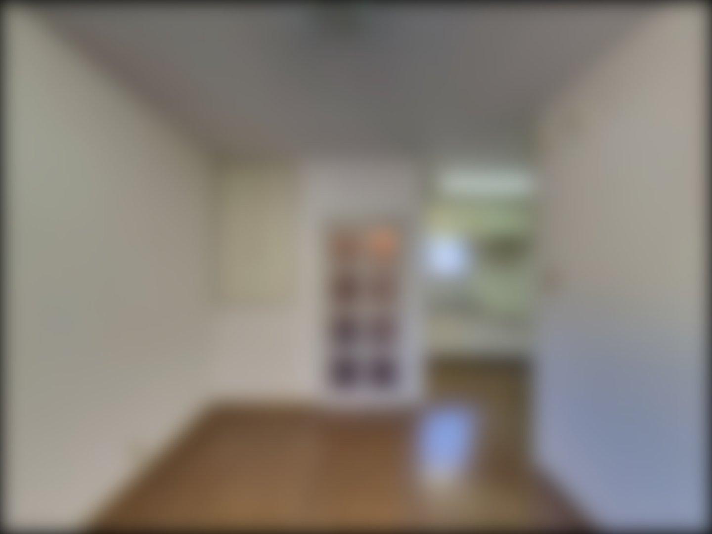 loading blurry tour image