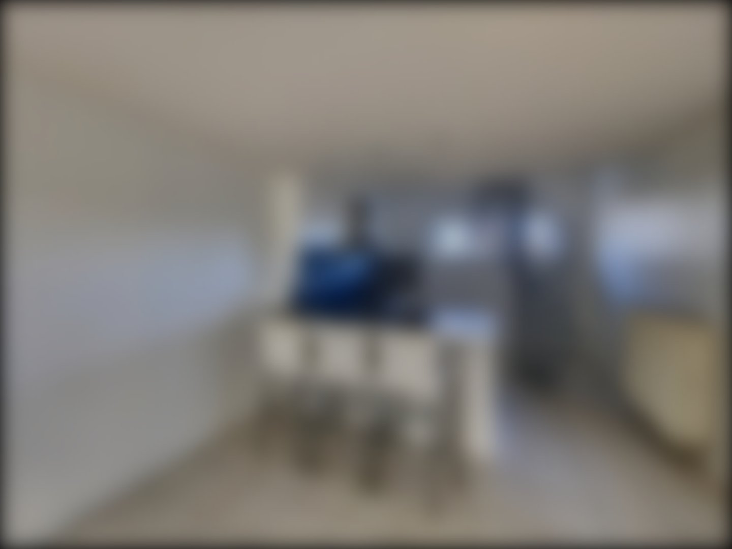 loading blurry tour image