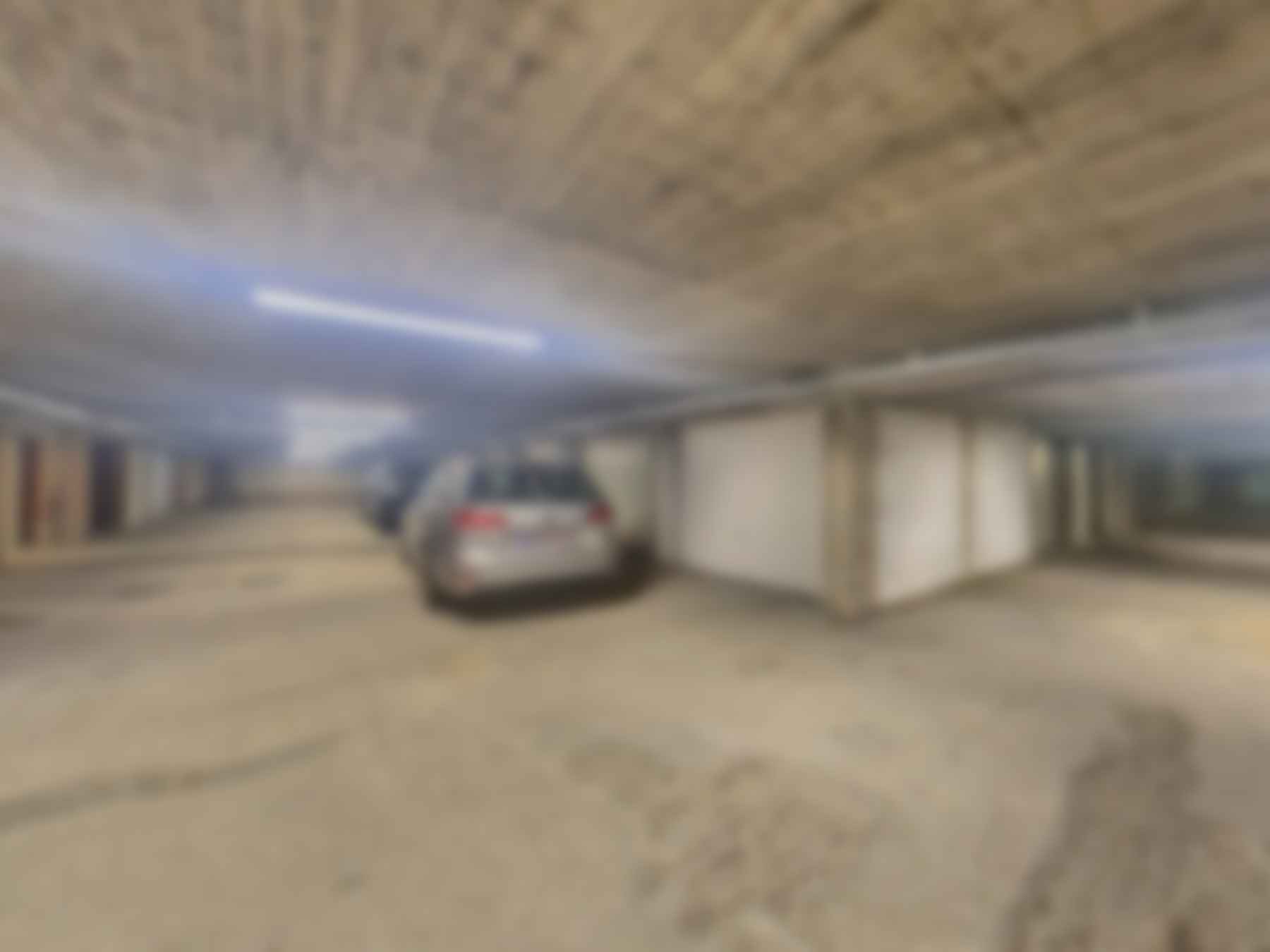 loading blurry tour image