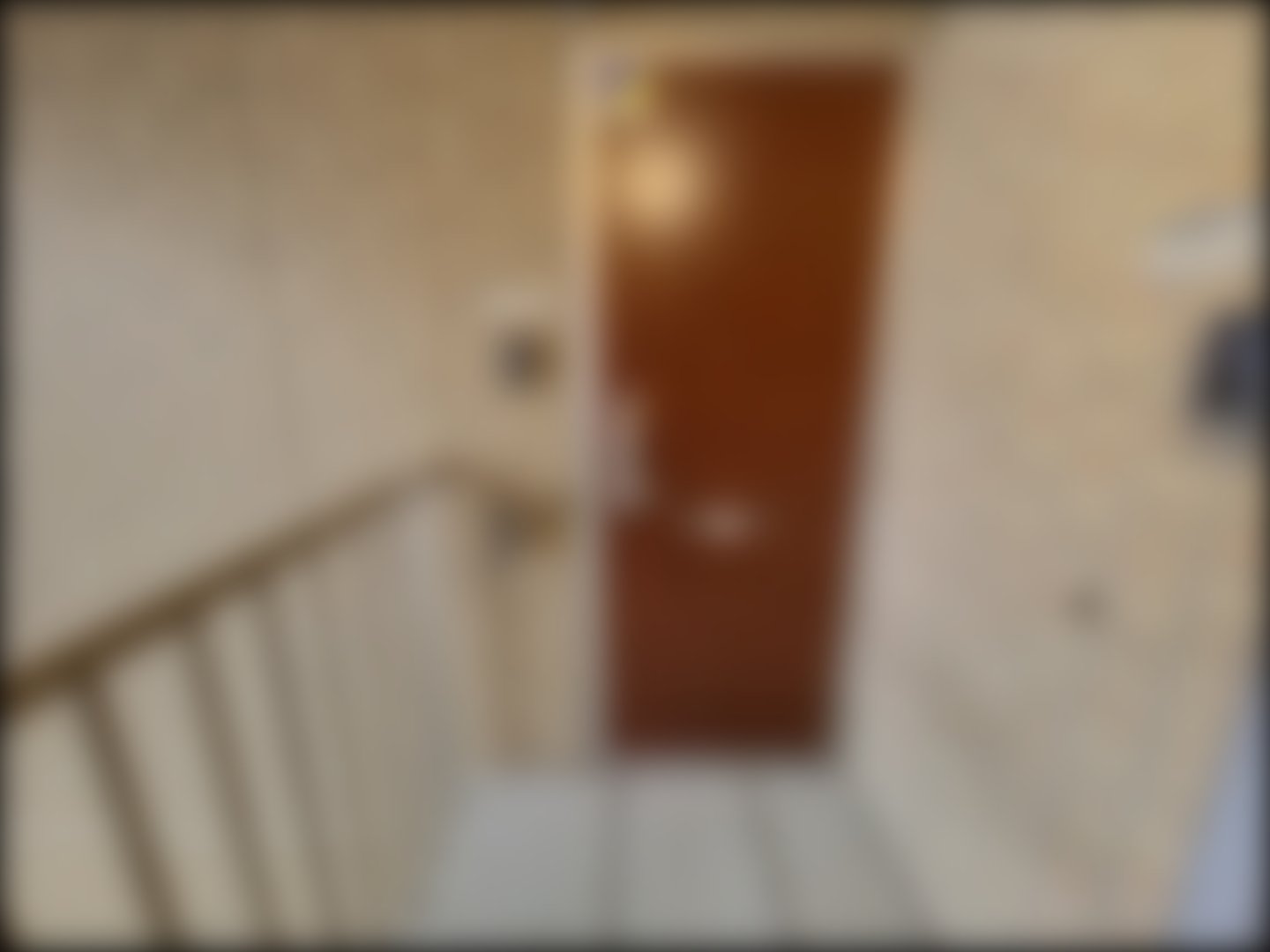 loading blurry tour image