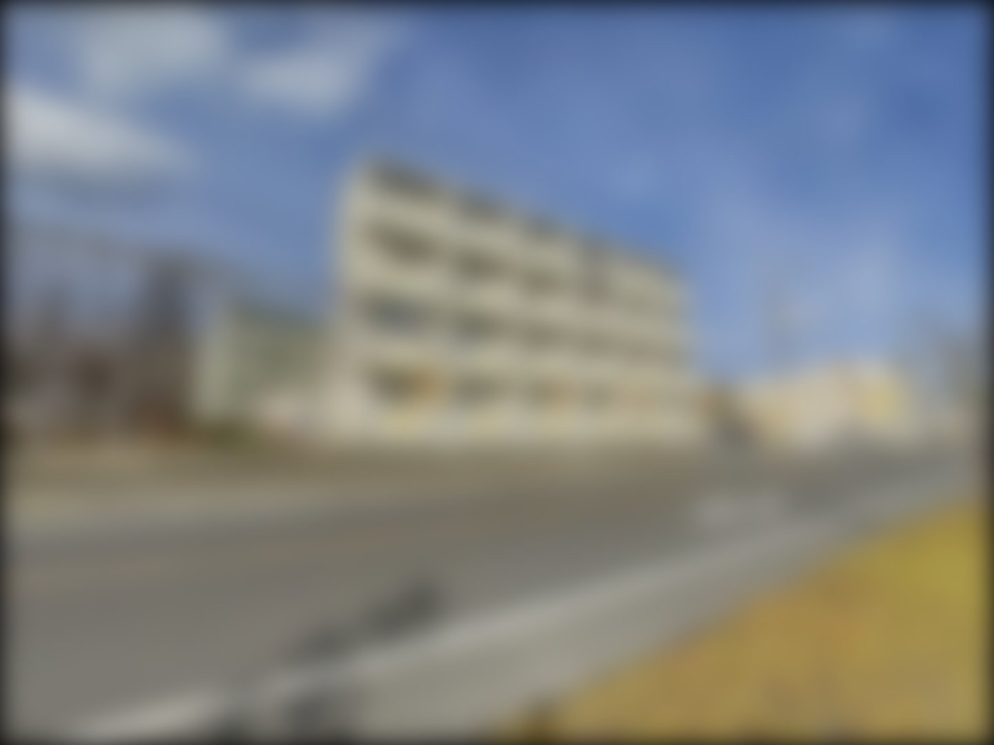 loading blurry tour image