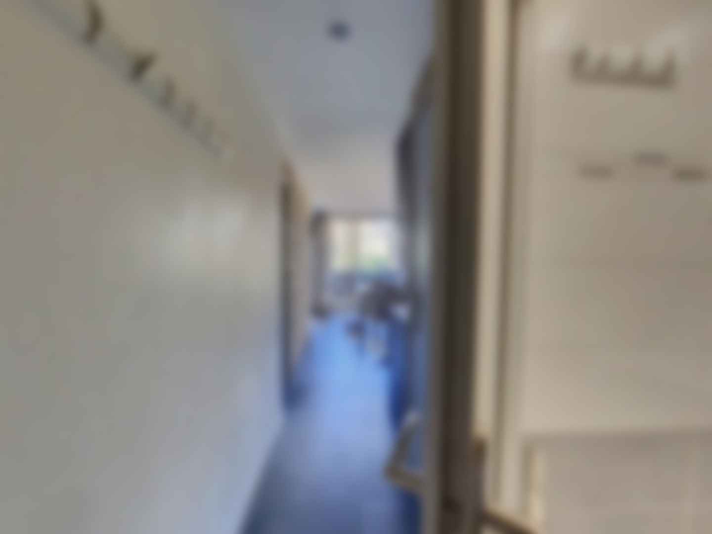 loading blurry tour image