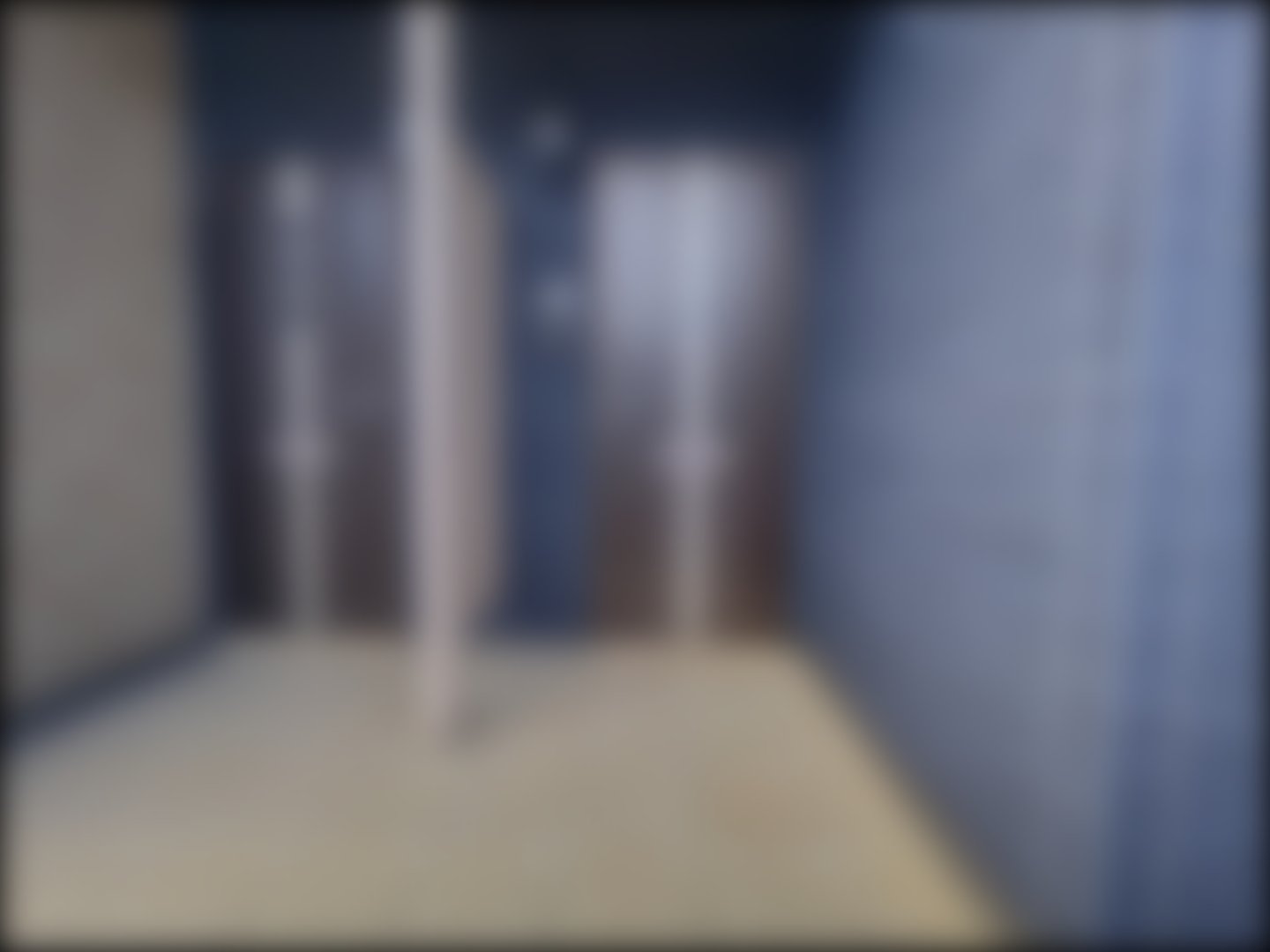 loading blurry tour image