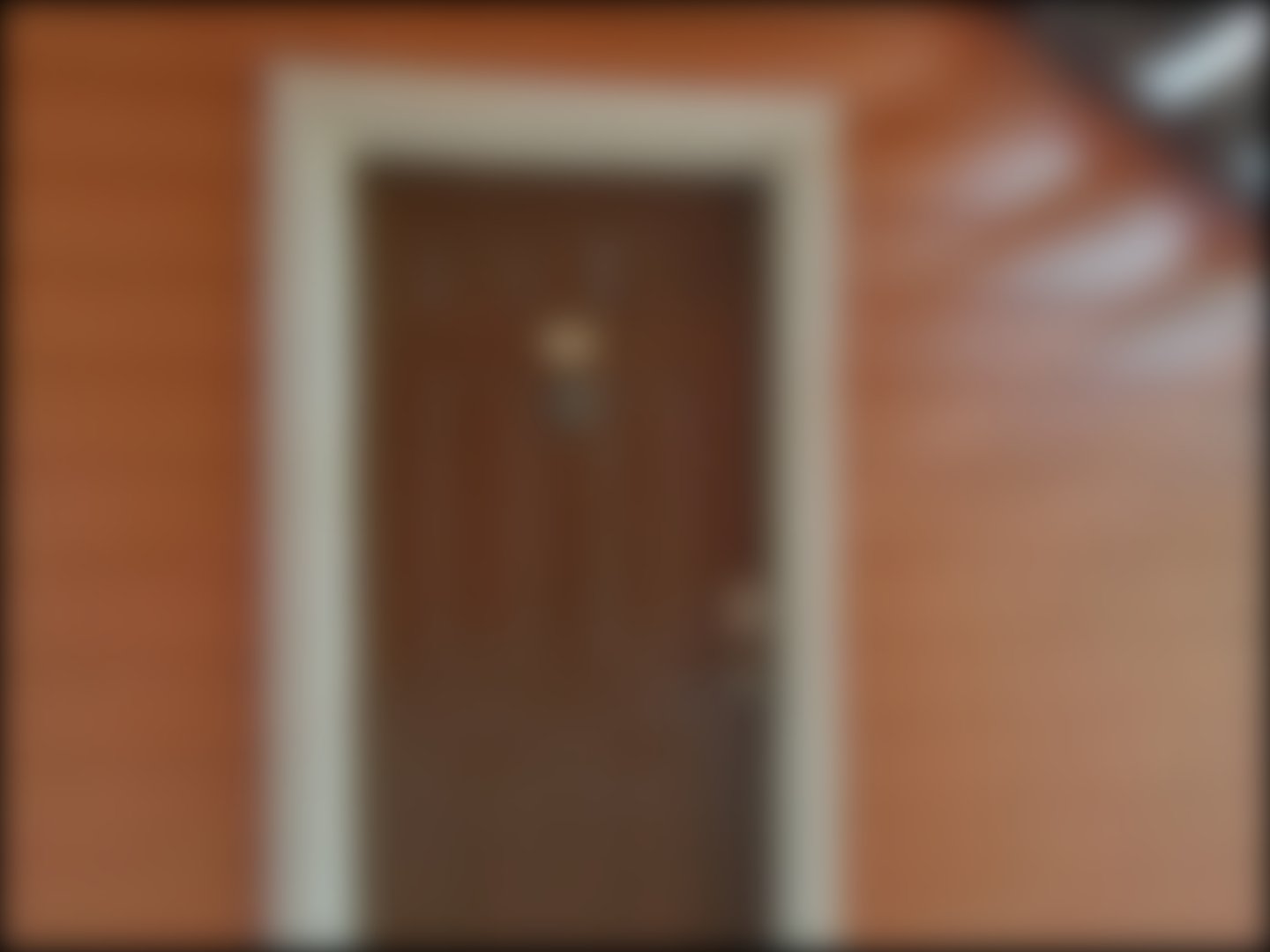 loading blurry tour image