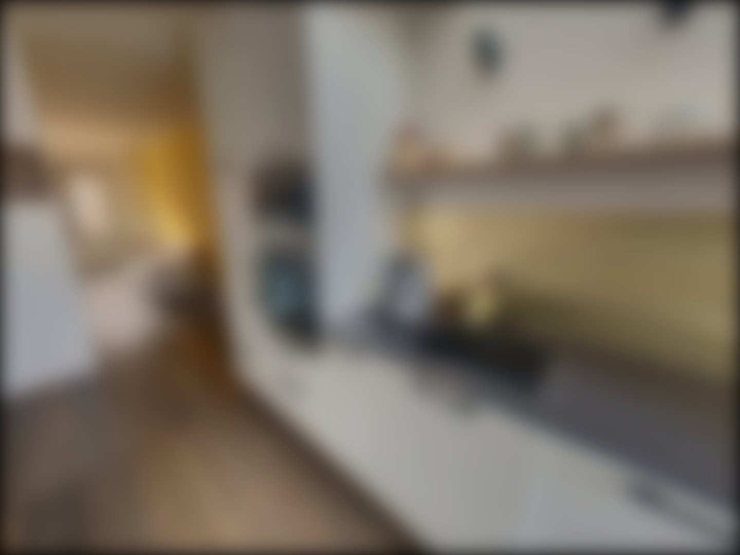 loading blurry tour image