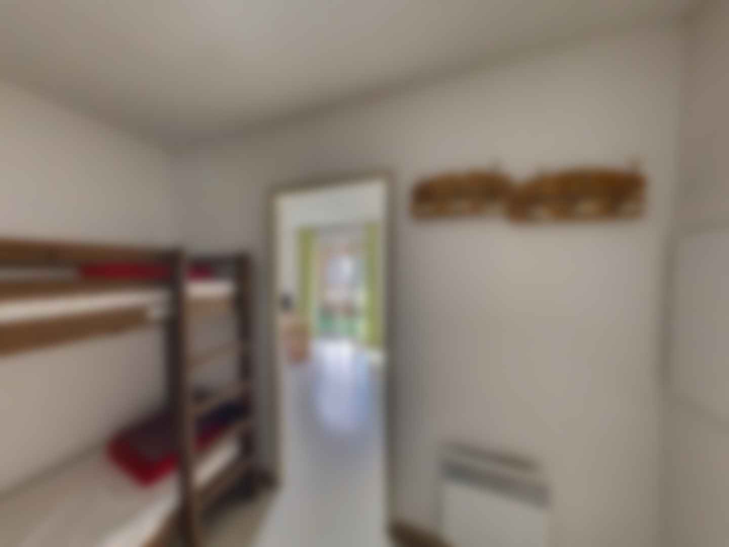 loading blurry tour image