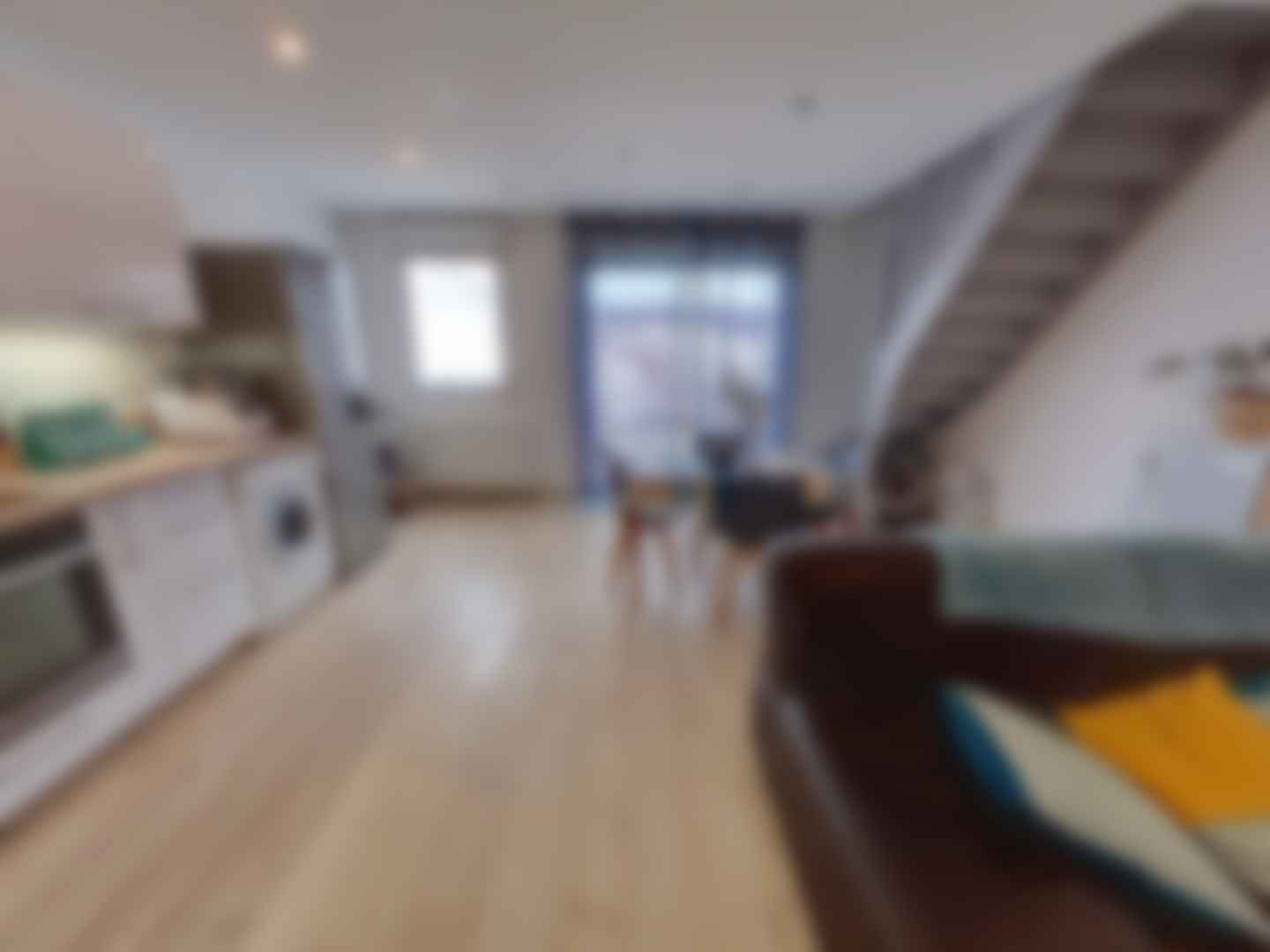 loading blurry tour image