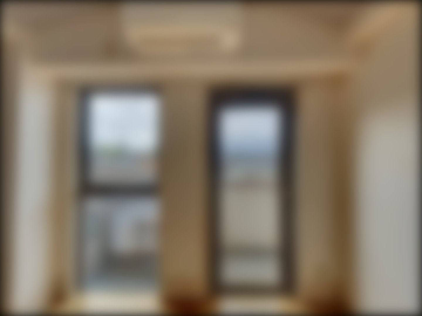 loading blurry tour image