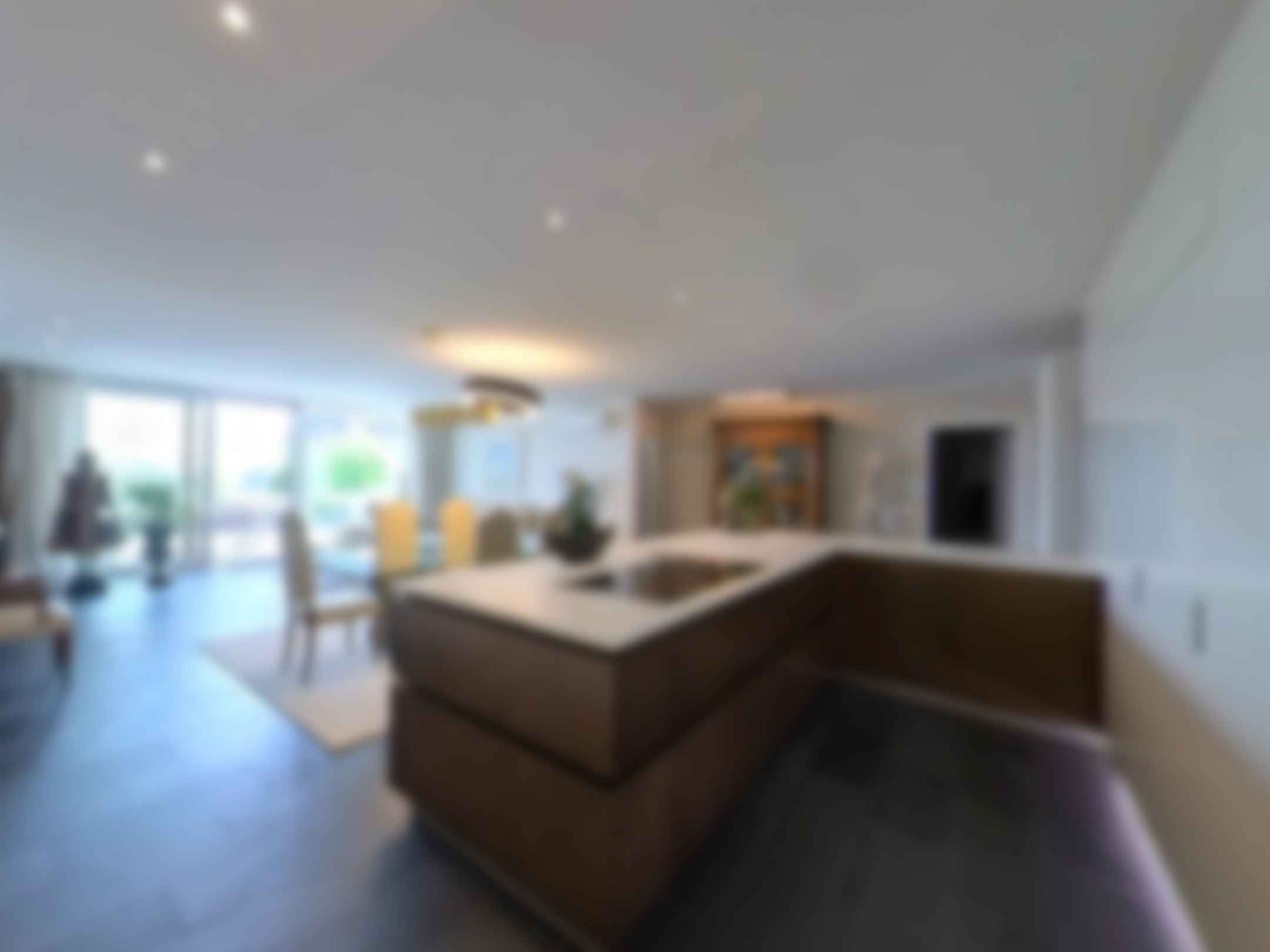 loading blurry tour image