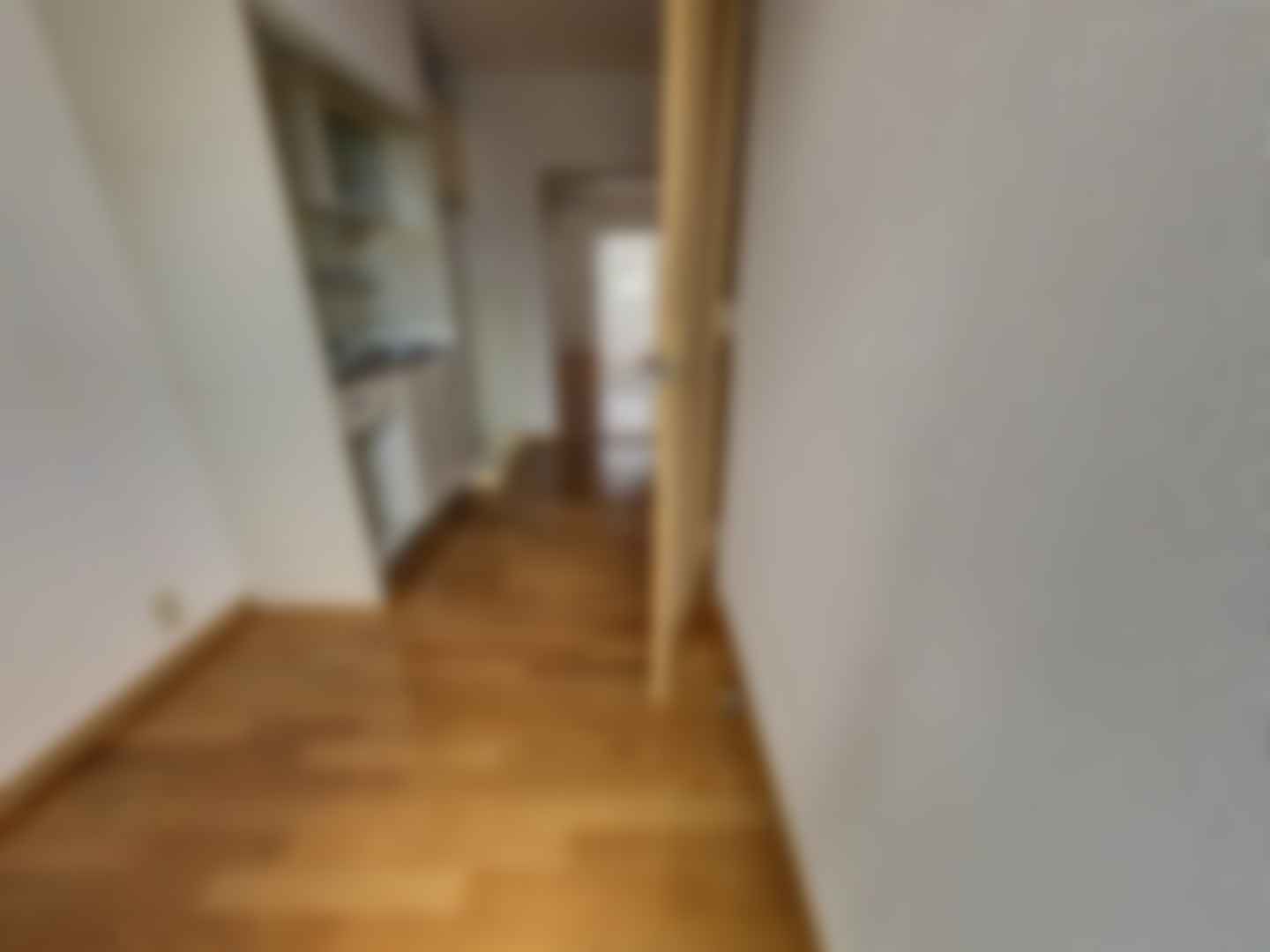 loading blurry tour image