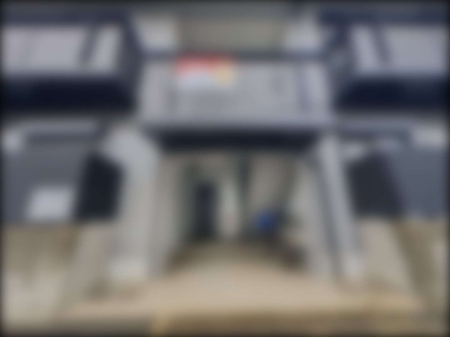 loading blurry tour image