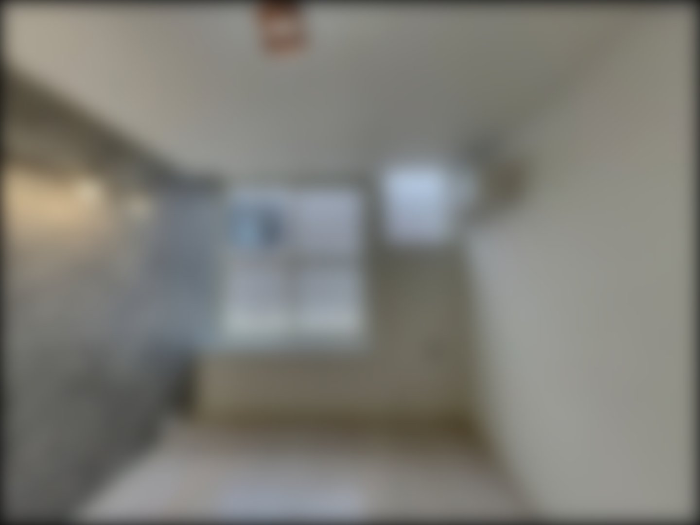 loading blurry tour image