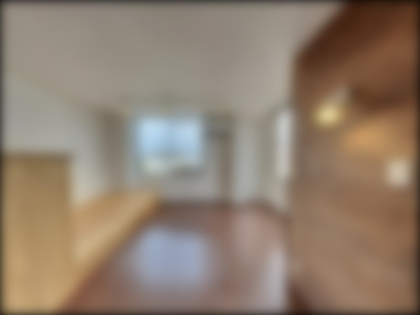 loading blurry tour image