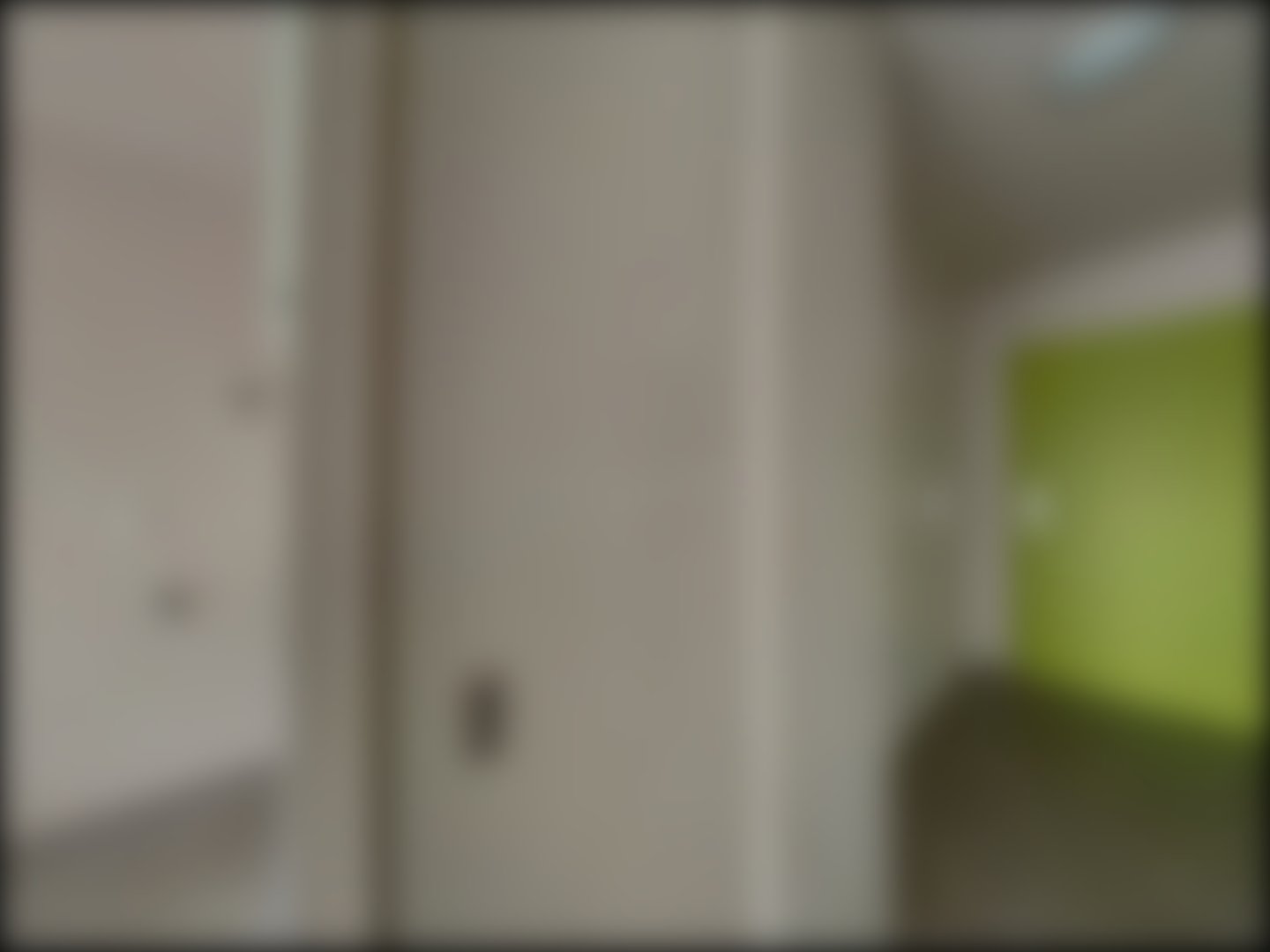 loading blurry tour image